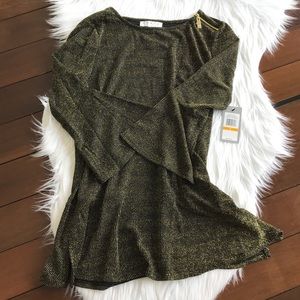 NWT Chaus Gold Metallic Top
